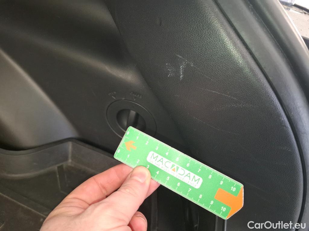  Hyundai   Ioniq HYUNDAI 5 / 2021 / 5P / SUV BEV 77KWH RWD INTUITIVE #10