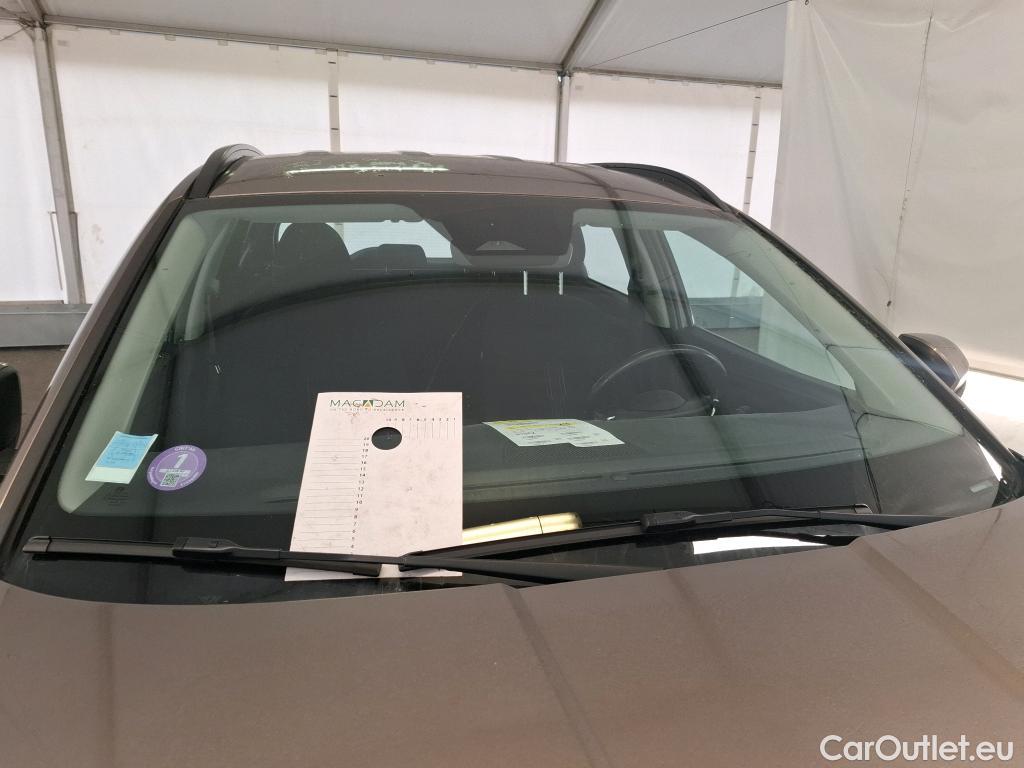  Hyundai  Tucson HYUNDAI  / 2020 / 5P / SUV 1.6 PHEV 265 HTRAC BUSINESS 4WD AUTO #40