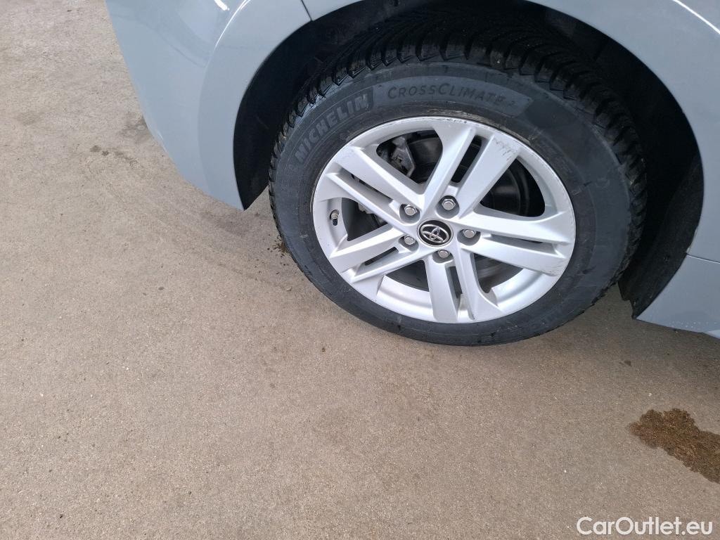  Toyota  Corolla TOYOTA  / 2018 / 5P / Berline Hybride 180h Dynamic Business #4