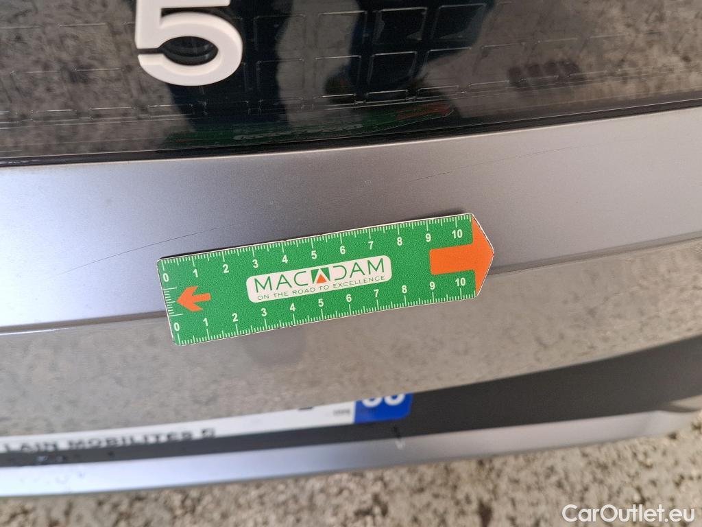  Hyundai   Ioniq HYUNDAI 5 / 2021 / 5P / SUV BEV 77KWH RWD INTUITIVE #18