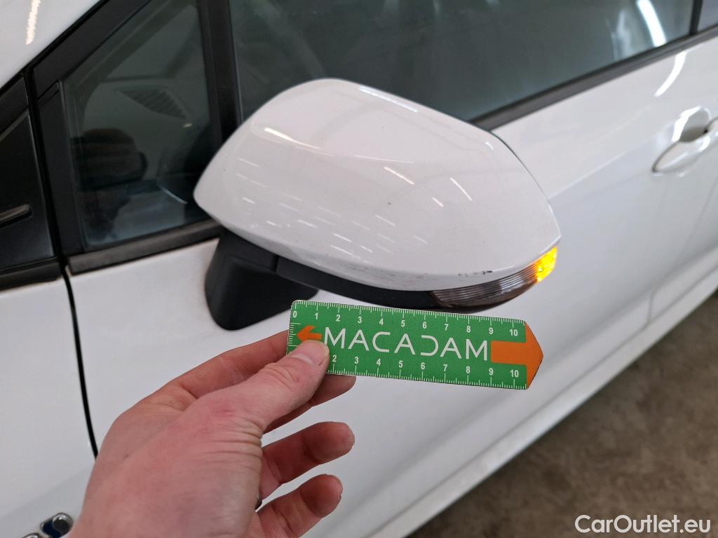  Toyota  Corolla TOYOTA   2018  5P  Berline Hybride 122h Dynamic Business Stage Acad #29