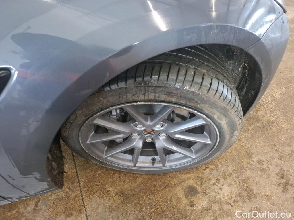  Tesla  Model 3 TESLA  / 2018 / 4P / Berline Grande Autonomie #1