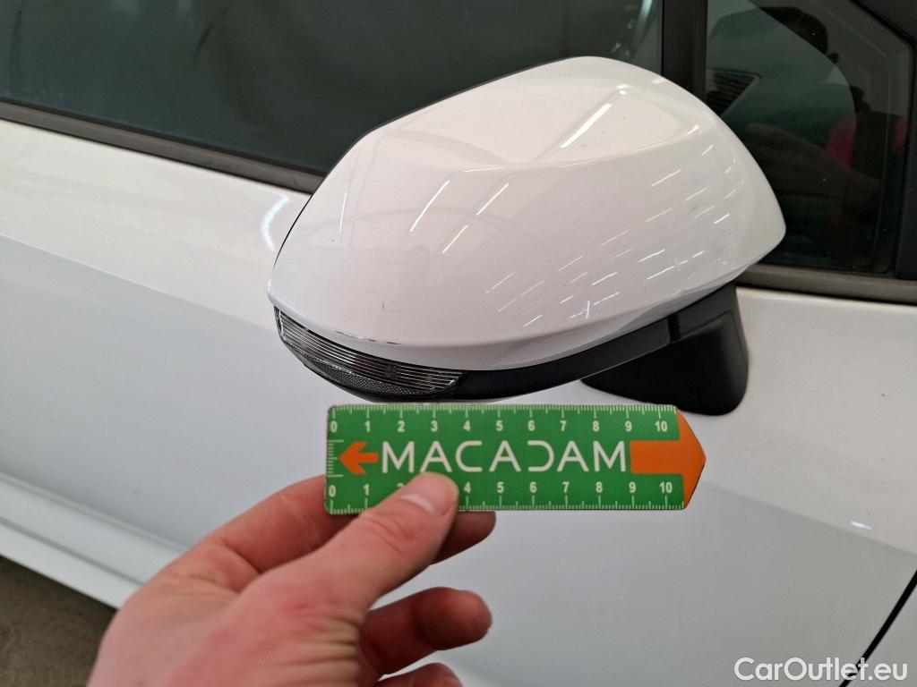  Toyota  Corolla TOYOTA   2018  5P  Berline Hybride 122h Dynamic Business Stage Acad #21