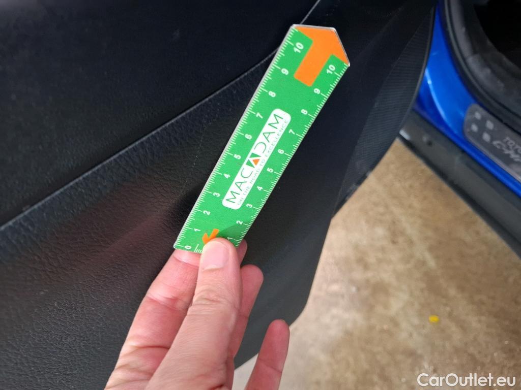  Toyota  C-HR TOYOTA  / 2016 / 5P / SUV 2.0 HYBRIDE 184 DYNAMIC BUSINESS #9