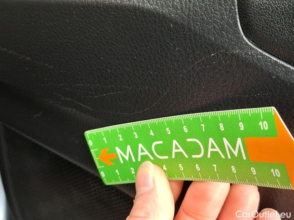  Toyota  C-HR TOYOTA  / 2016 / 5P / SUV 2.0 HYBRIDE 184 COLLECTION #9