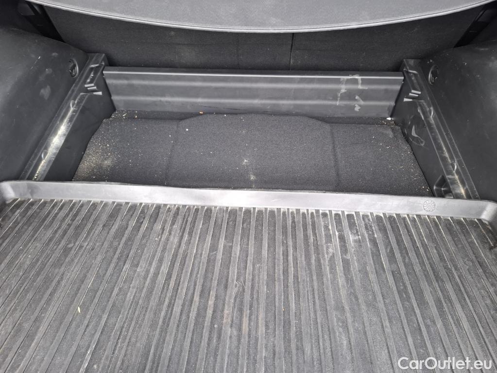  Hyundai   Ioniq HYUNDAI 5 / 2021 / 5P / SUV BEV 77KWH RWD INTUITIVE #3