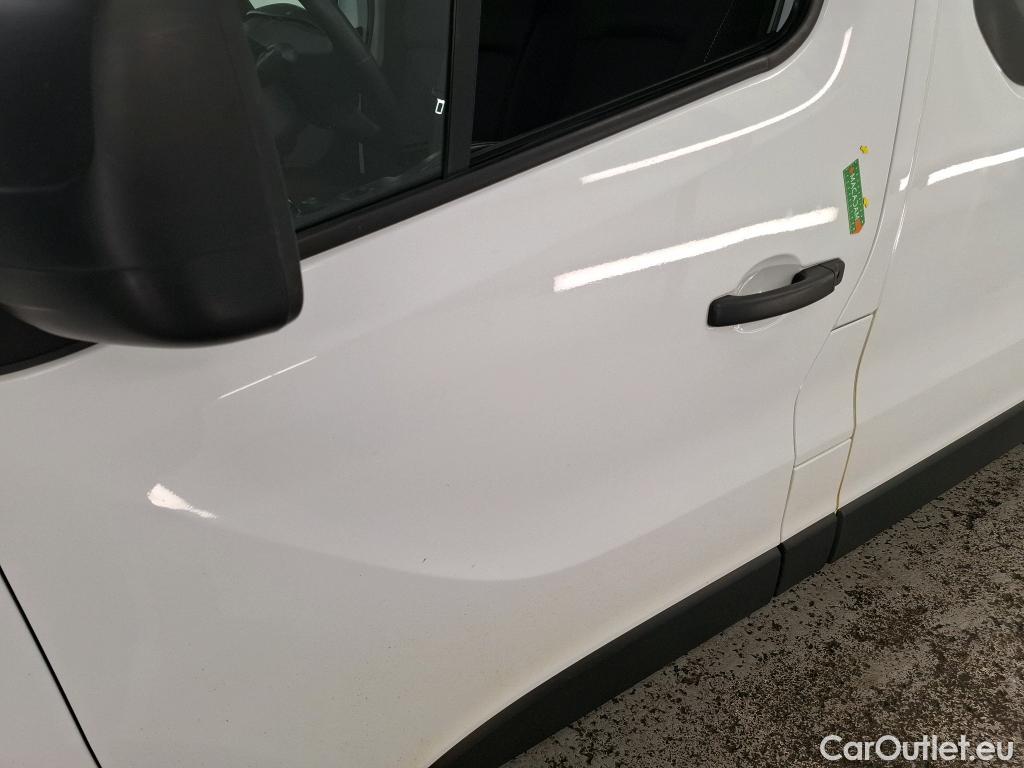  Renault  Trafic RENAULT  4p Combi Zen L2 Energy dCi 125 8 places #56