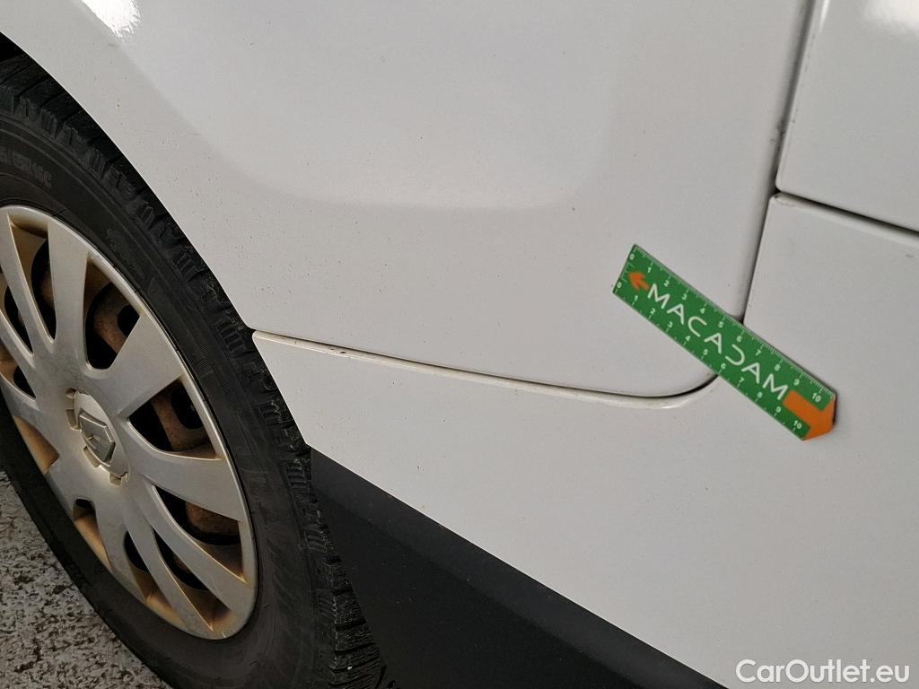  Renault  Trafic RENAULT  4p Combi Zen L2 Energy dCi 125 8 places #90