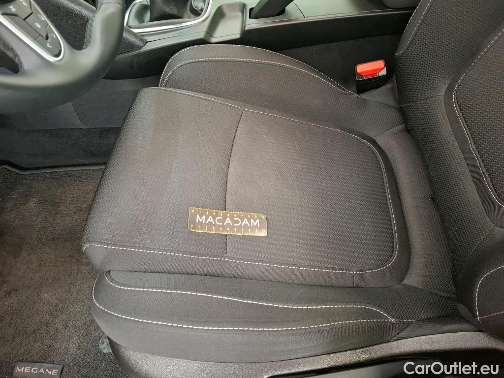  Renault  Megane  IV Berline 5 ptes. Business 1.0 TCe 115CV BVM6 E6d #3