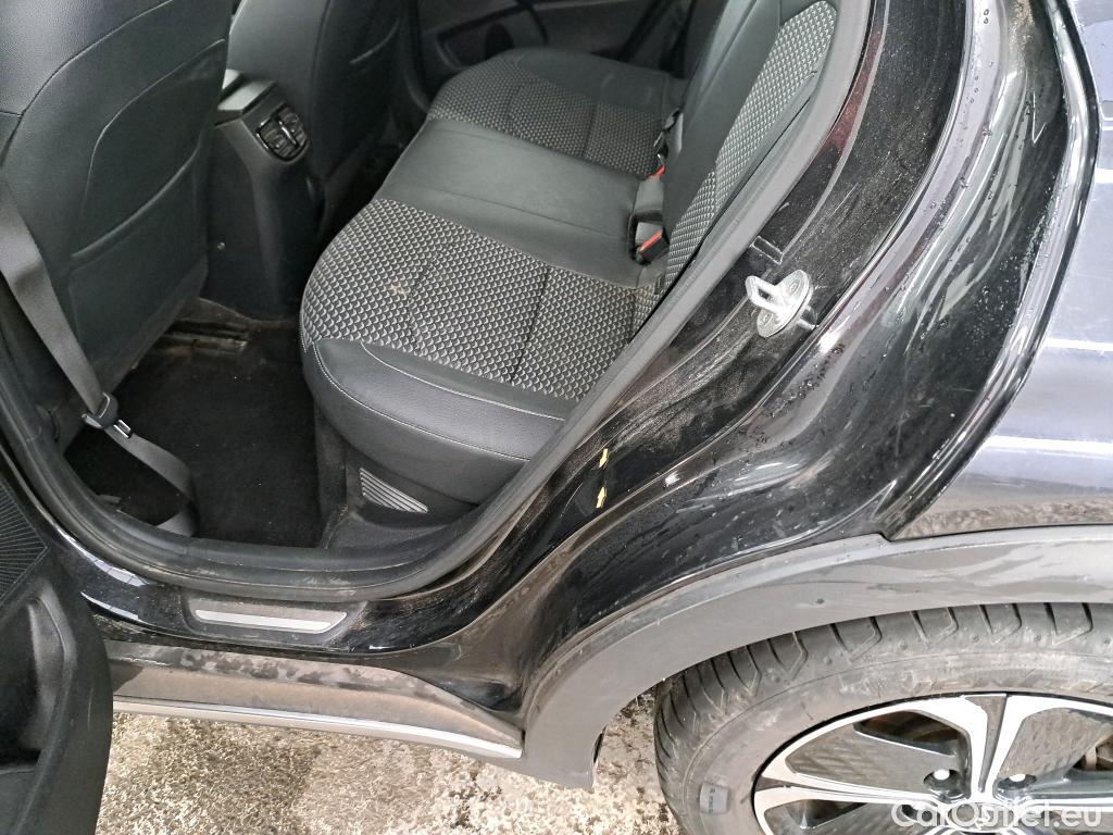  KIA  XCeed KIA  / 2019 / 5P / Crossover 1.6 GDI ISG ISG PHEV ACTIVE BUS DCT6 #8