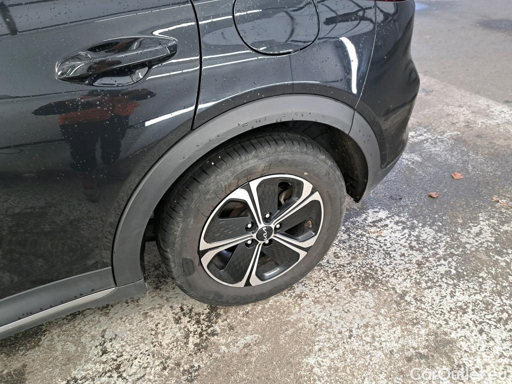  KIA  XCeed KIA  / 2019 / 5P / Crossover 1.6 GDI ISG ISG PHEV ACTIVE BUS DCT6 #20