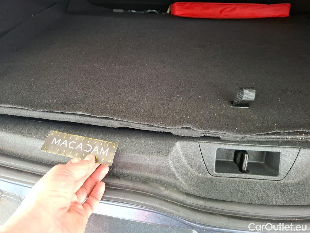  Renault  Megane  IV Berline 5 ptes. Business 1.0 TCe 115CV BVM6 E6d #1