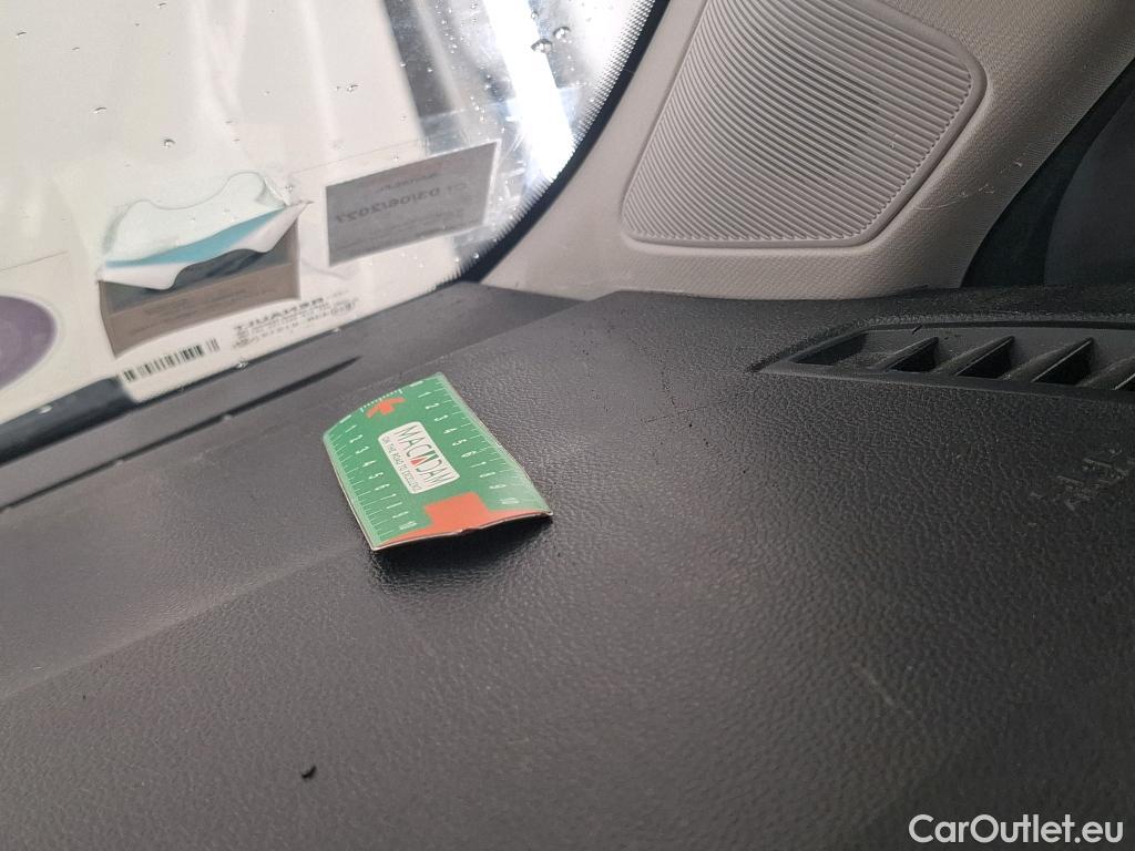  Renault  Clio  V Business 1.6 E-TECH Hybrid 140CV BVA6 E6d #8