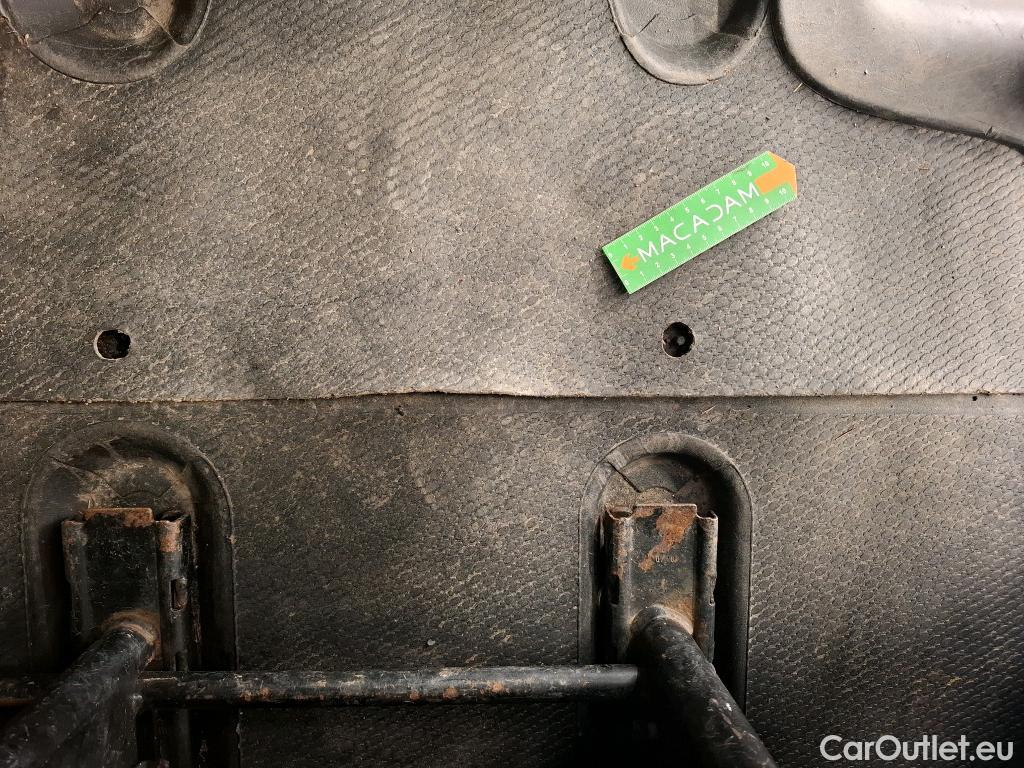  Renault  Trafic RENAULT  4p Combi Zen L2 Energy dCi 125 8 places #73