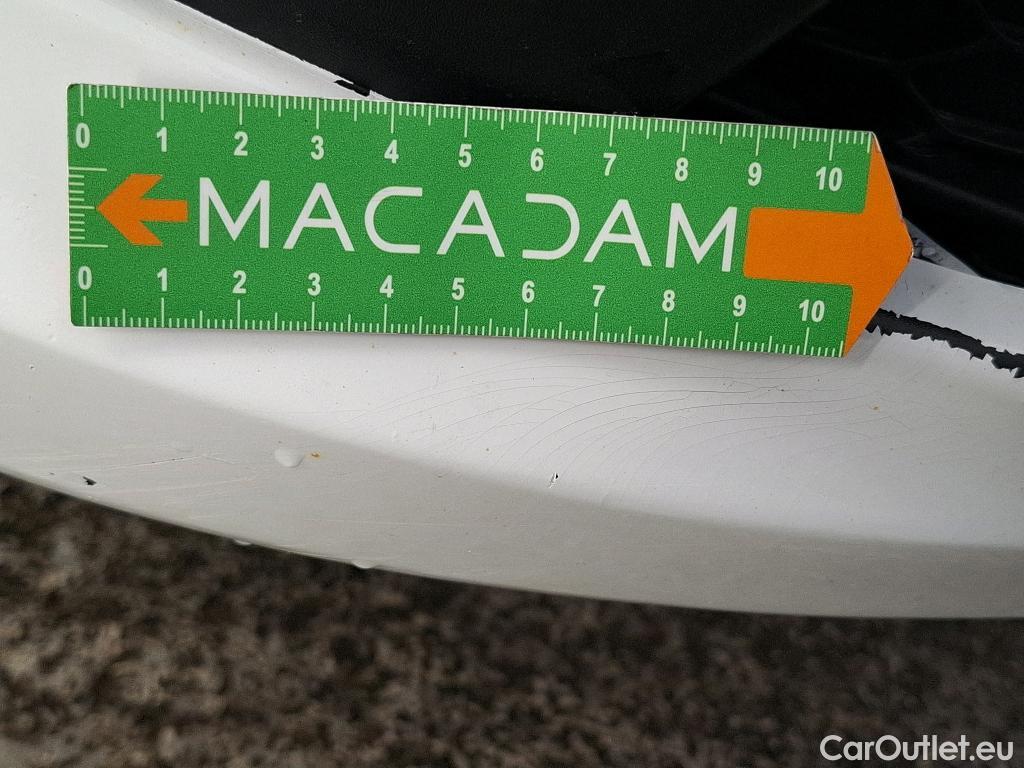  Renault  Trafic RENAULT  4p Combi Zen L2 Energy dCi 125 8 places #14