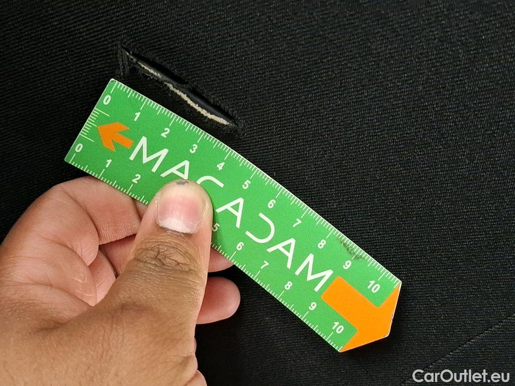  Renault  Trafic RENAULT  4p Combi Zen L2 Energy dCi 125 8 places #51