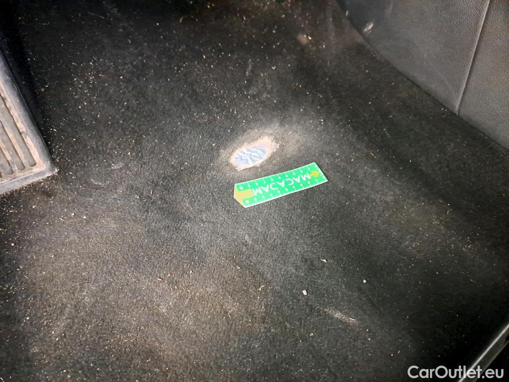  KIA  XCeed KIA  / 2019 / 5P / Crossover 1.6 GDI ISG ISG PHEV ACTIVE BUS DCT6 #39