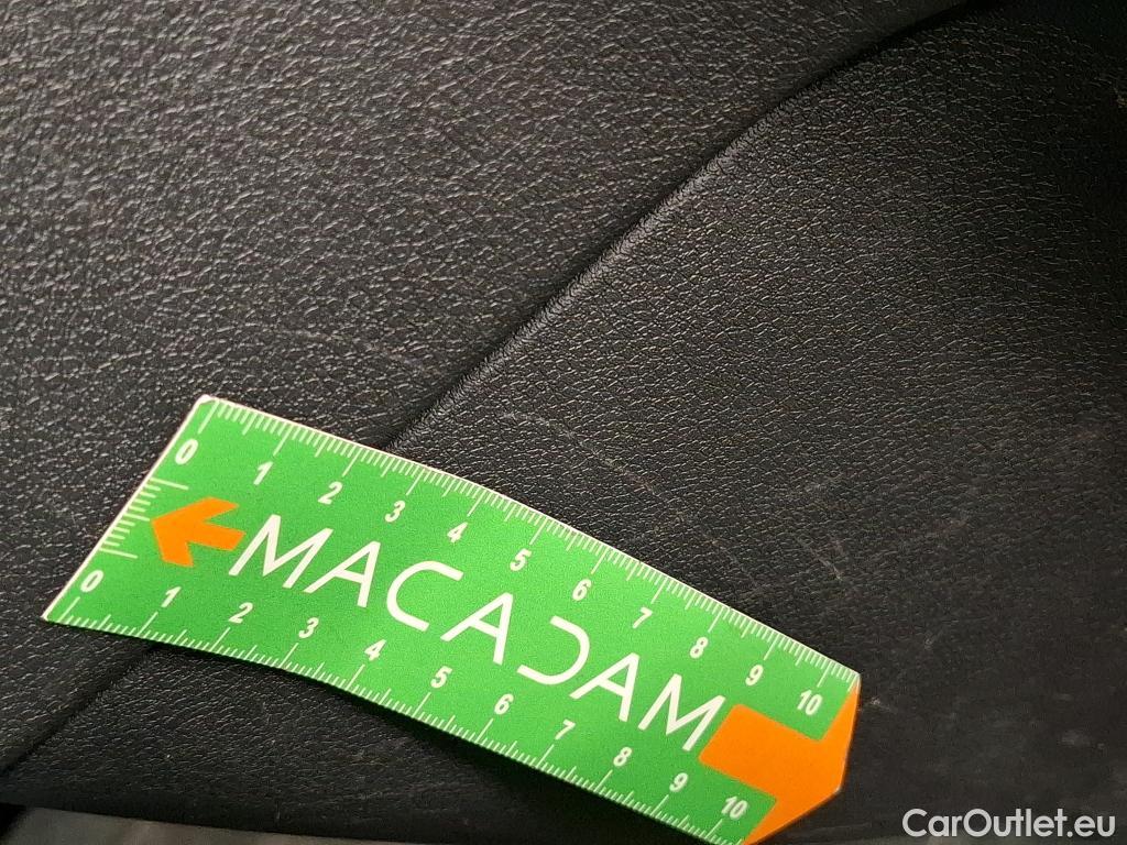  Renault  Trafic RENAULT  4p Combi Zen L2 Energy dCi 125 8 places #41