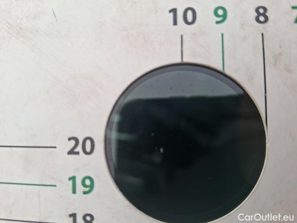  Renault  Captur RENAULT  / 2019 / 5P / SUV evolution E-Tech hybride 145 #4