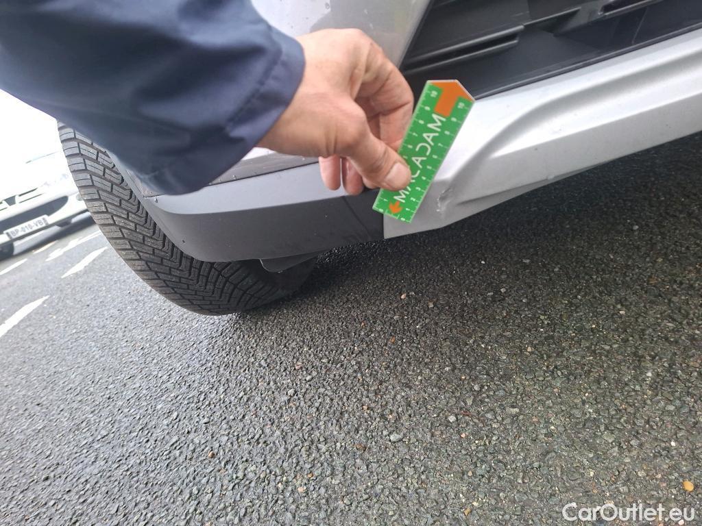  Renault  Captur RENAULT  / 2019 / 5P / SUV evolution E-Tech hybride 145 #13