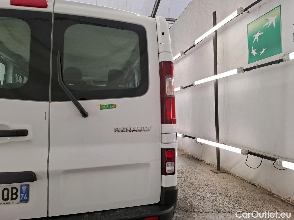  Renault  Trafic RENAULT  4p Combi Zen L2 Energy dCi 125 8 places #76