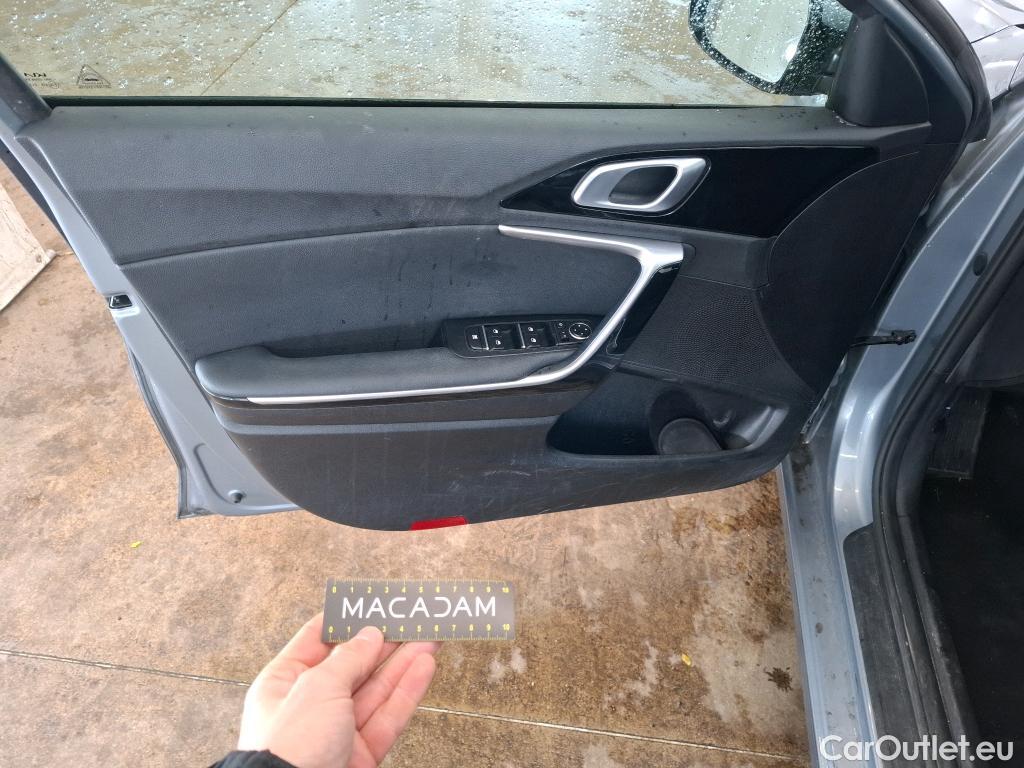  KIA  Cee'd Ceed Sportswagon Active 1.5 T-GDI 160CV BVM6 E6d #52