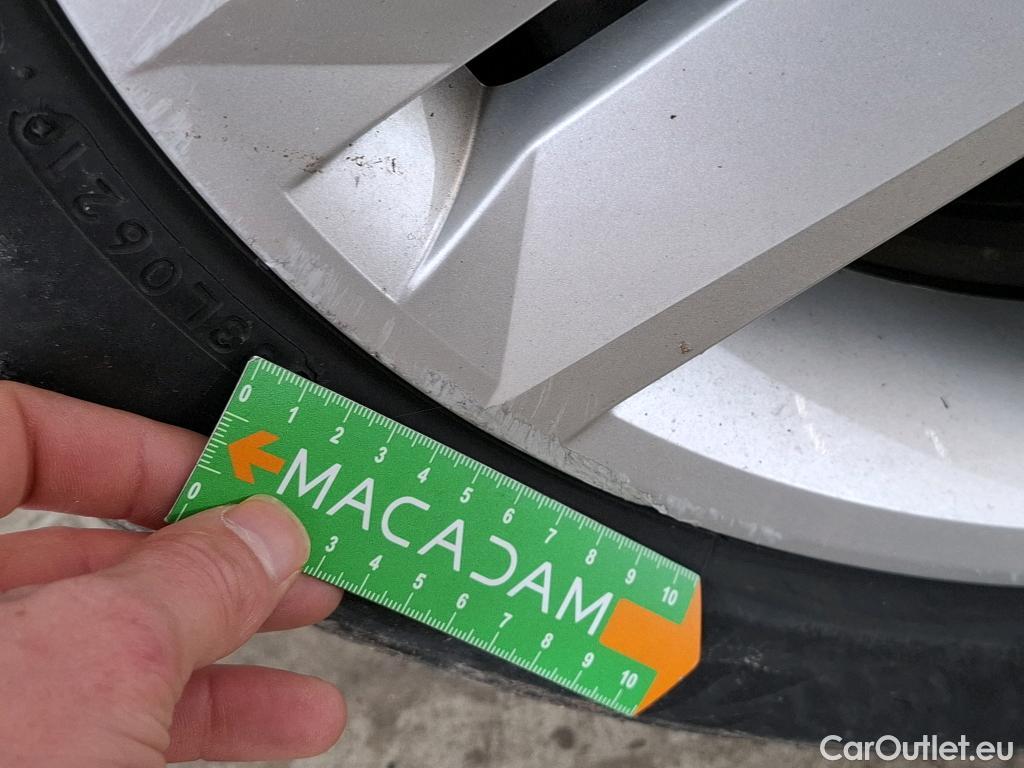  Renault  Clio  V Business 1.0 SCe 65CV BVM5 E6d #12