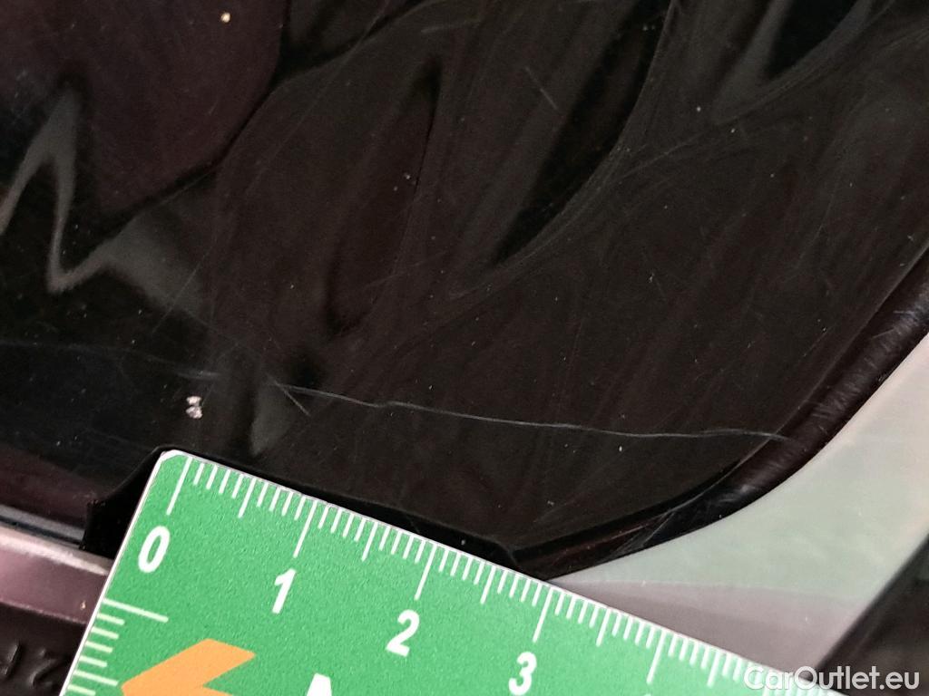  KIA  XCeed KIA  / 2019 / 5P / Crossover 1.6 GDI ISG ISG PHEV ACTIVE BUS DCT6 #25