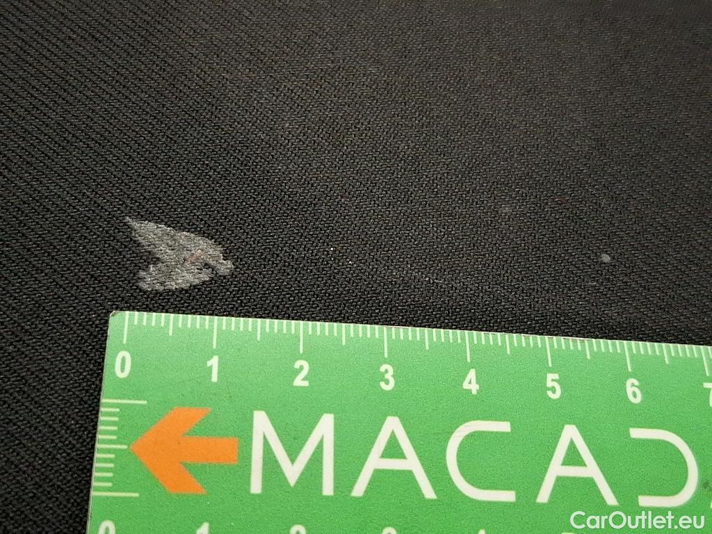  Renault  Trafic RENAULT  4p Combi Zen L2 Energy dCi 125 8 places #72