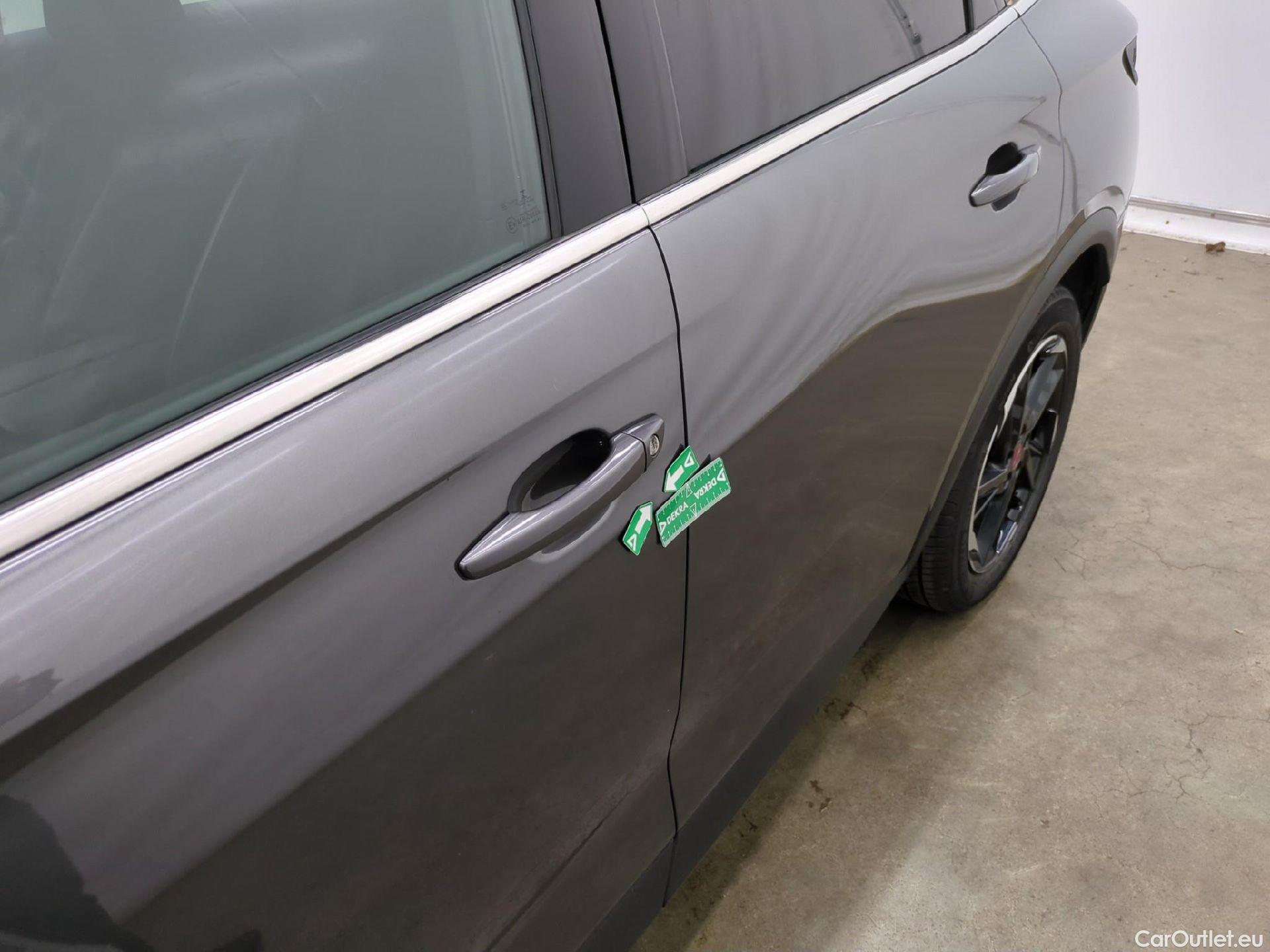  DS  DS7 DS DS 7 Crossback / 2017 / 5P / SUV PureTech 180 Auto PERFORMANCE Line #29