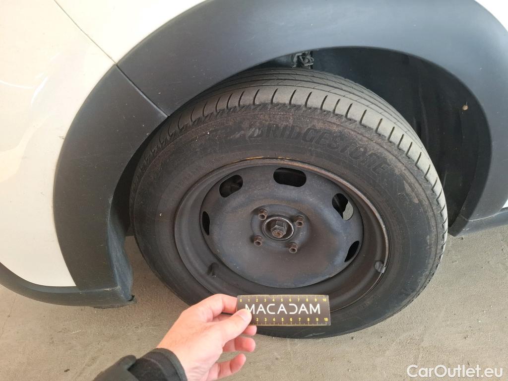  Citroen  C3  Feel Business 1.5 BlueHDI 100CV BVM5 E6dT #26