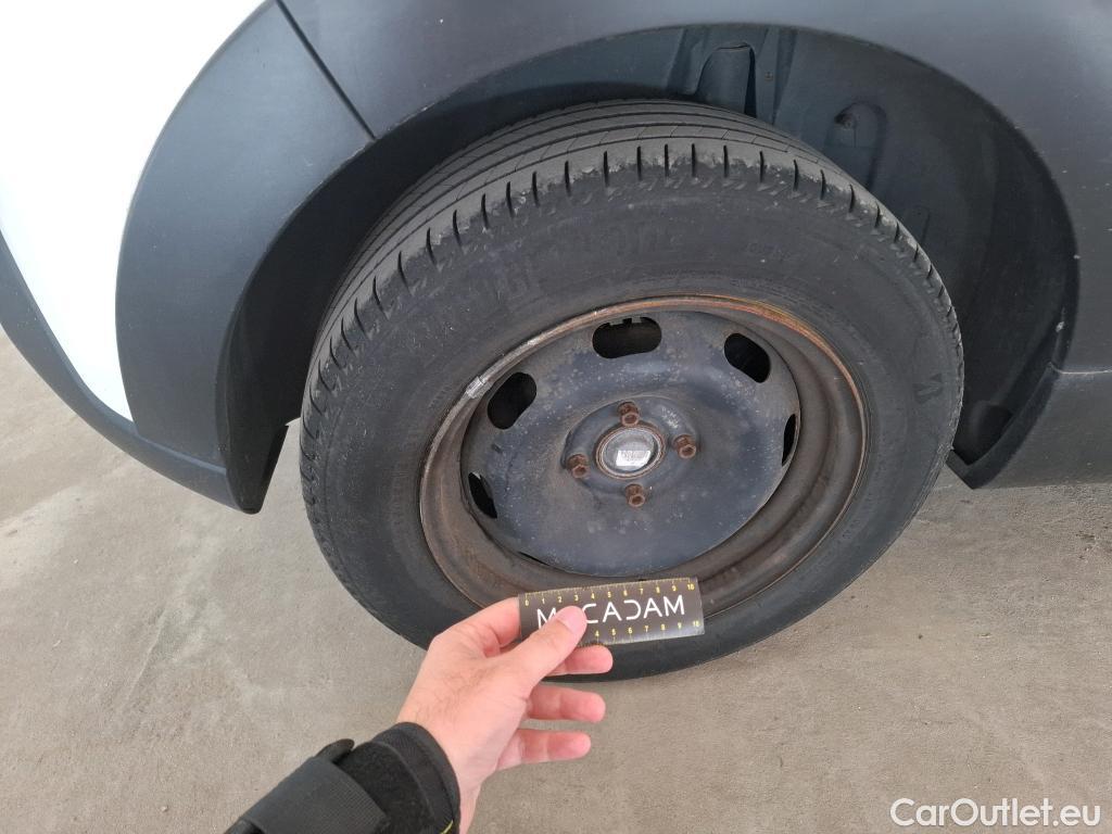  Citroen  C3  Feel Business 1.5 BlueHDI 100CV BVM5 E6dT #21