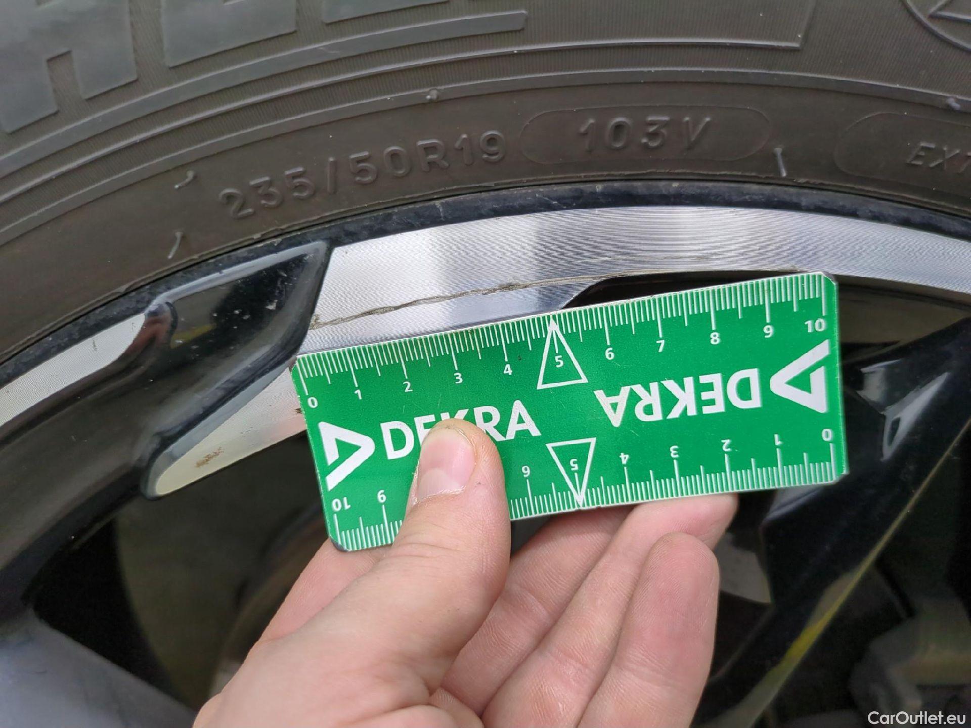  DS  DS7 DS DS 7 Crossback / 2017 / 5P / SUV PureTech 180 Auto PERFORMANCE Line #6