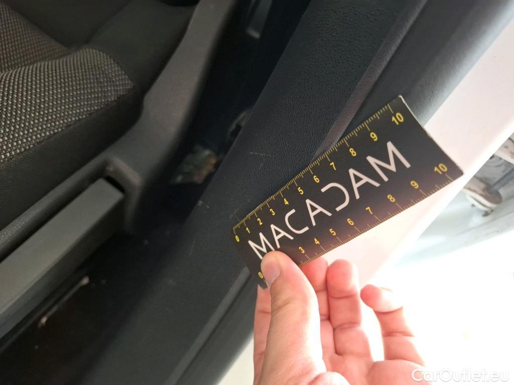  Citroen  C3  Feel Business 1.5 BlueHDI 100CV BVM5 E6dT #2