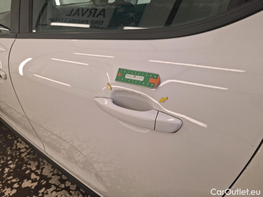  Citroen  C3  Feel Business 1.5 BlueHDI 100CV BVM5 E6dT #4