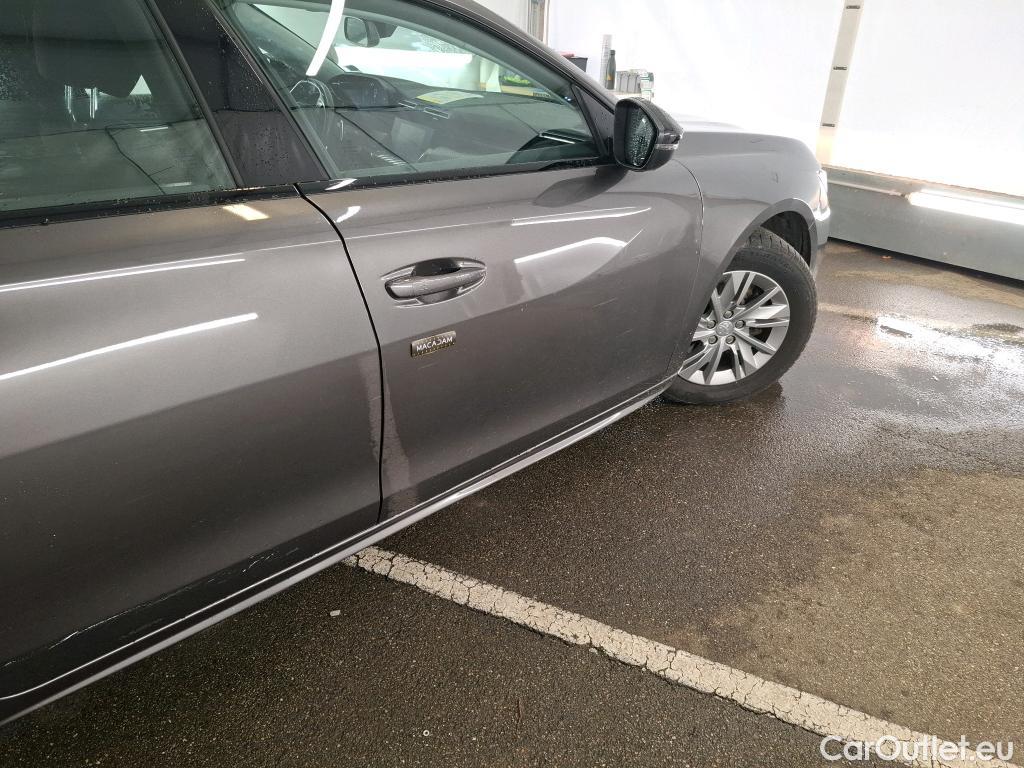  Peugeot  508 PEUGEOT  SW / 2018 / 5P / Break BlueHDi 130 S&S EAT8 Active Pack #44