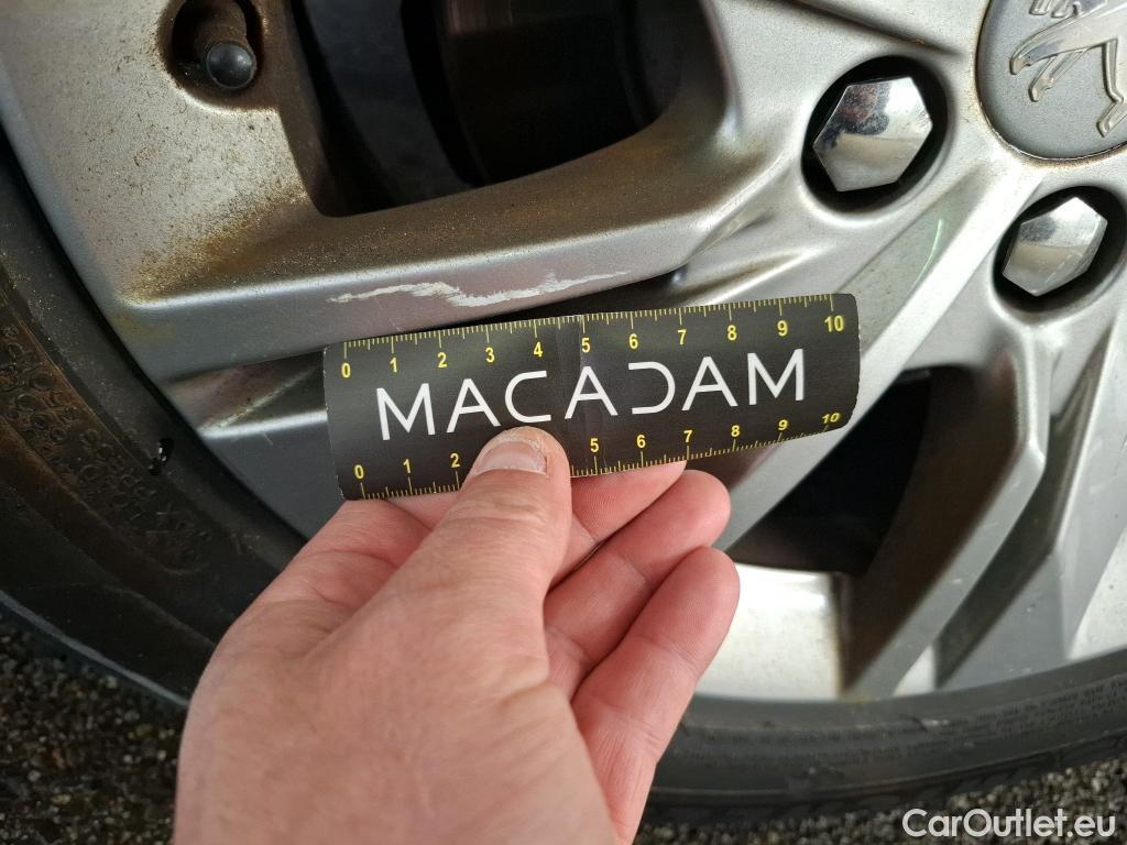  Peugeot  508 PEUGEOT  SW / 2018 / 5P / Break BlueHDi 130 S&S EAT8 Active Pack #24