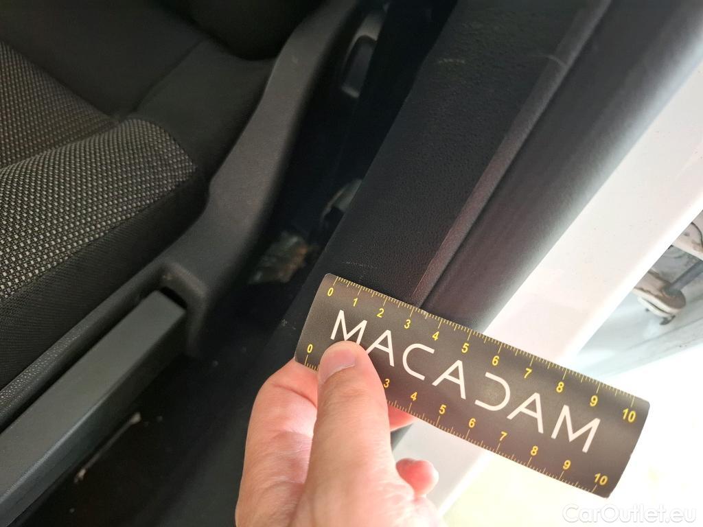  Citroen  C3  Feel Business 1.5 BlueHDI 100CV BVM5 E6dT #3