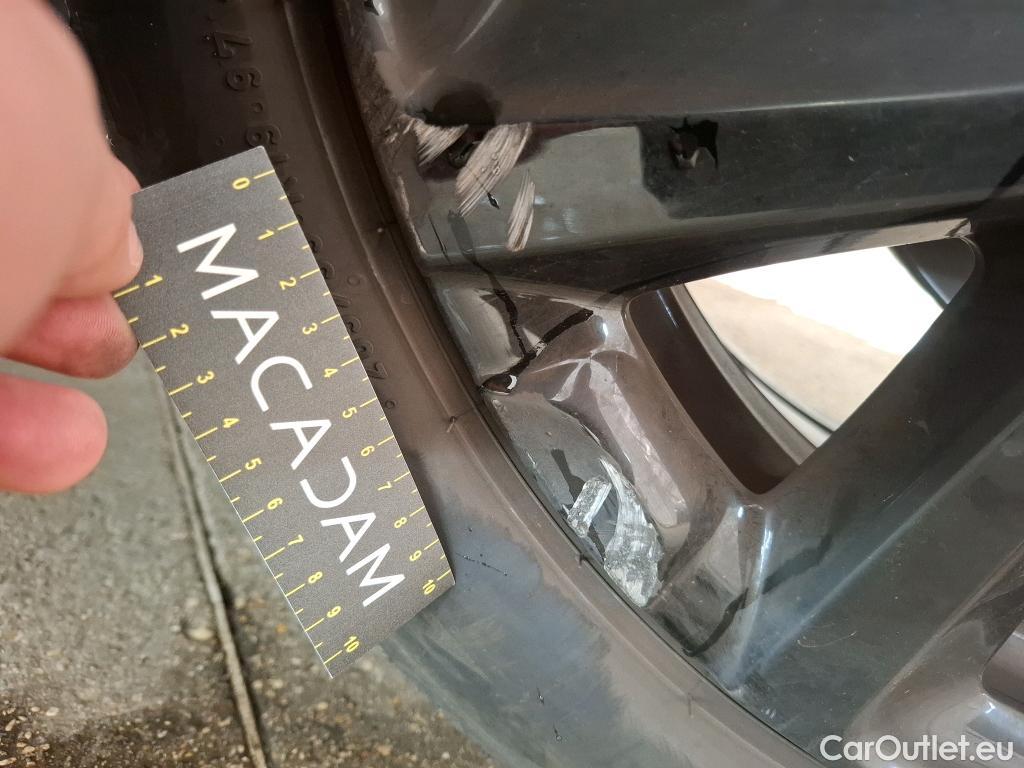  Citroen  C5 CITROEN  Aircross / 2018 / 5P / SUV Hybrid 225 ë-EAT8 Shine Pack #32