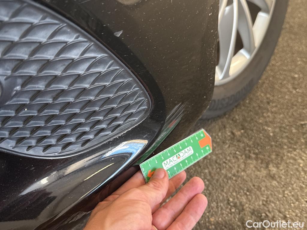  Mercedes  A-Klasse Classe A Berline / 2018 / 4P / Berline A 250 e Progressive Line 8G-DCT #7