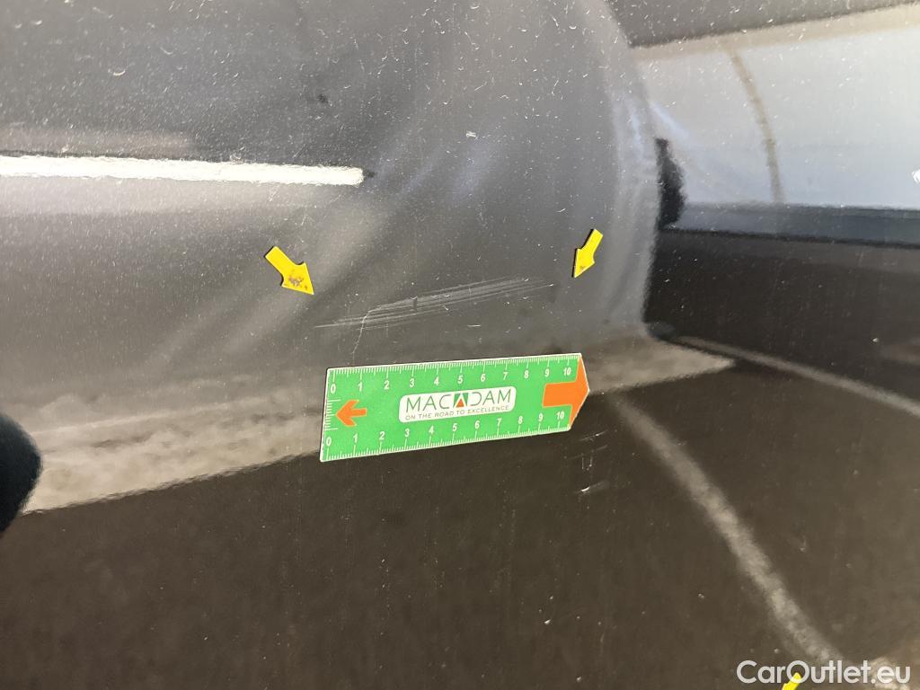  Mercedes  A-Klasse Classe A Berline / 2018 / 4P / Berline A 250 e Progressive Line 8G-DCT #3