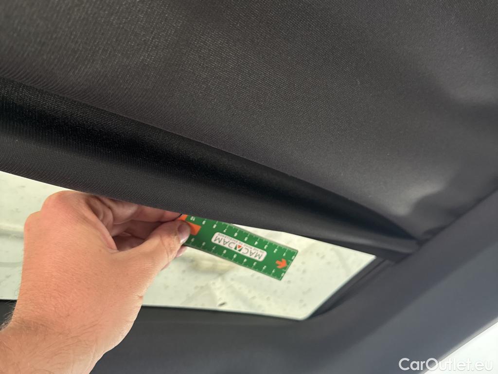  Mercedes  A-Klasse Classe A Berline / 2018 / 4P / Berline A 250 e Progressive Line 8G-DCT #21