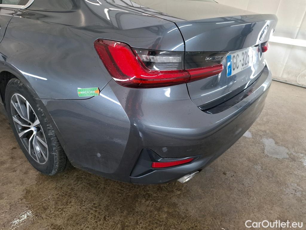  Bmw  Serie 3 BMW Série 3 Berline / 2018 / 4P / Berline 330e 292ch Business Design BVA8 Hybride #8