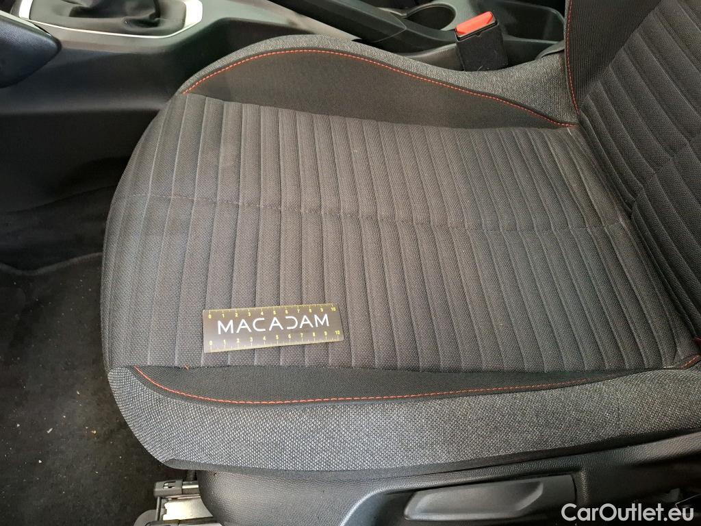  Peugeot  2008 PEUGEOT  / 2019 / 5P / Crossover PureTech 100 S&S ACTIVE BUSINESS #8