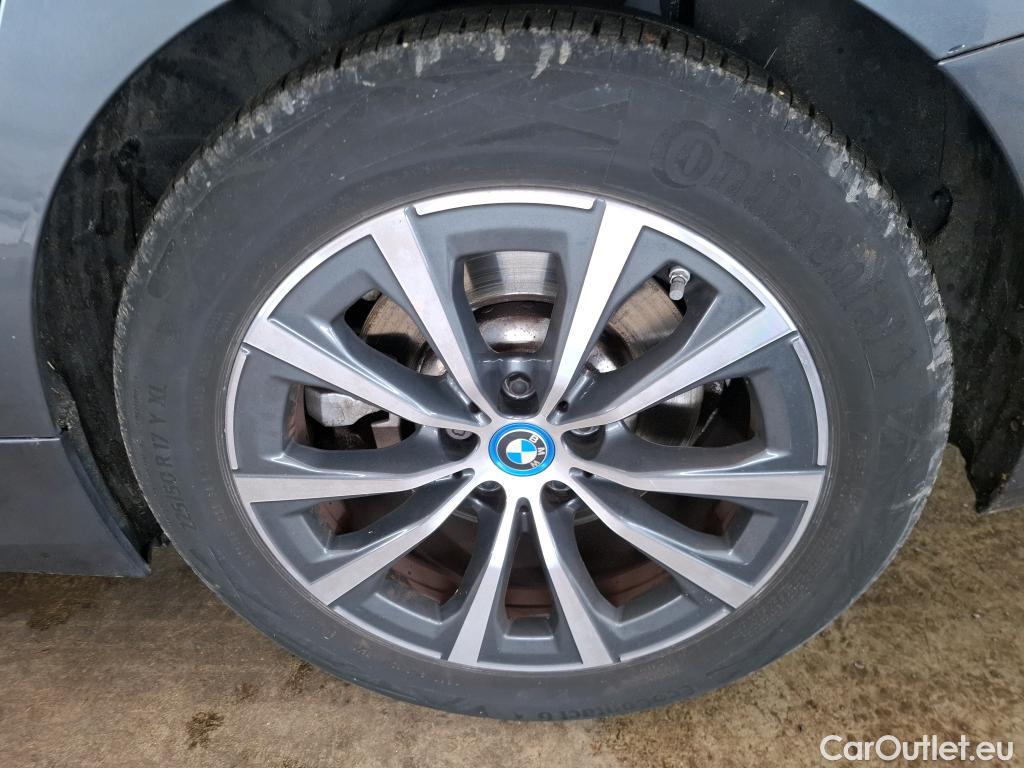  Bmw  Serie 3 BMW Série 3 Berline / 2018 / 4P / Berline 330e 292ch Business Design BVA8 Hybride #15