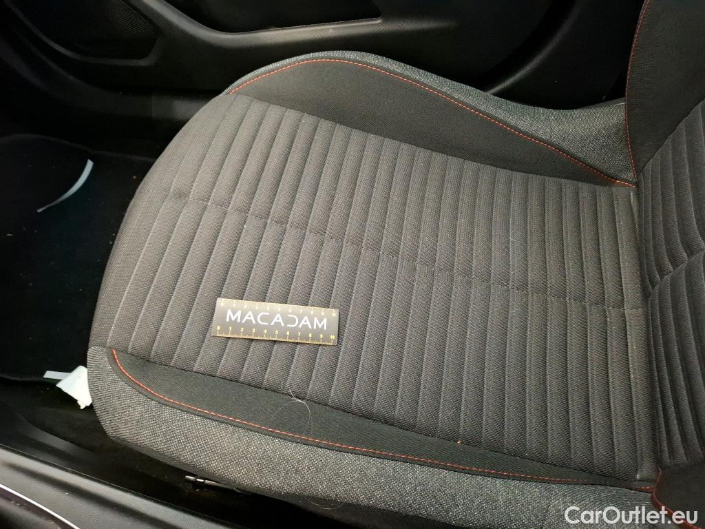  Peugeot  2008 PEUGEOT  / 2019 / 5P / Crossover PureTech 100 S&S ACTIVE BUSINESS #7