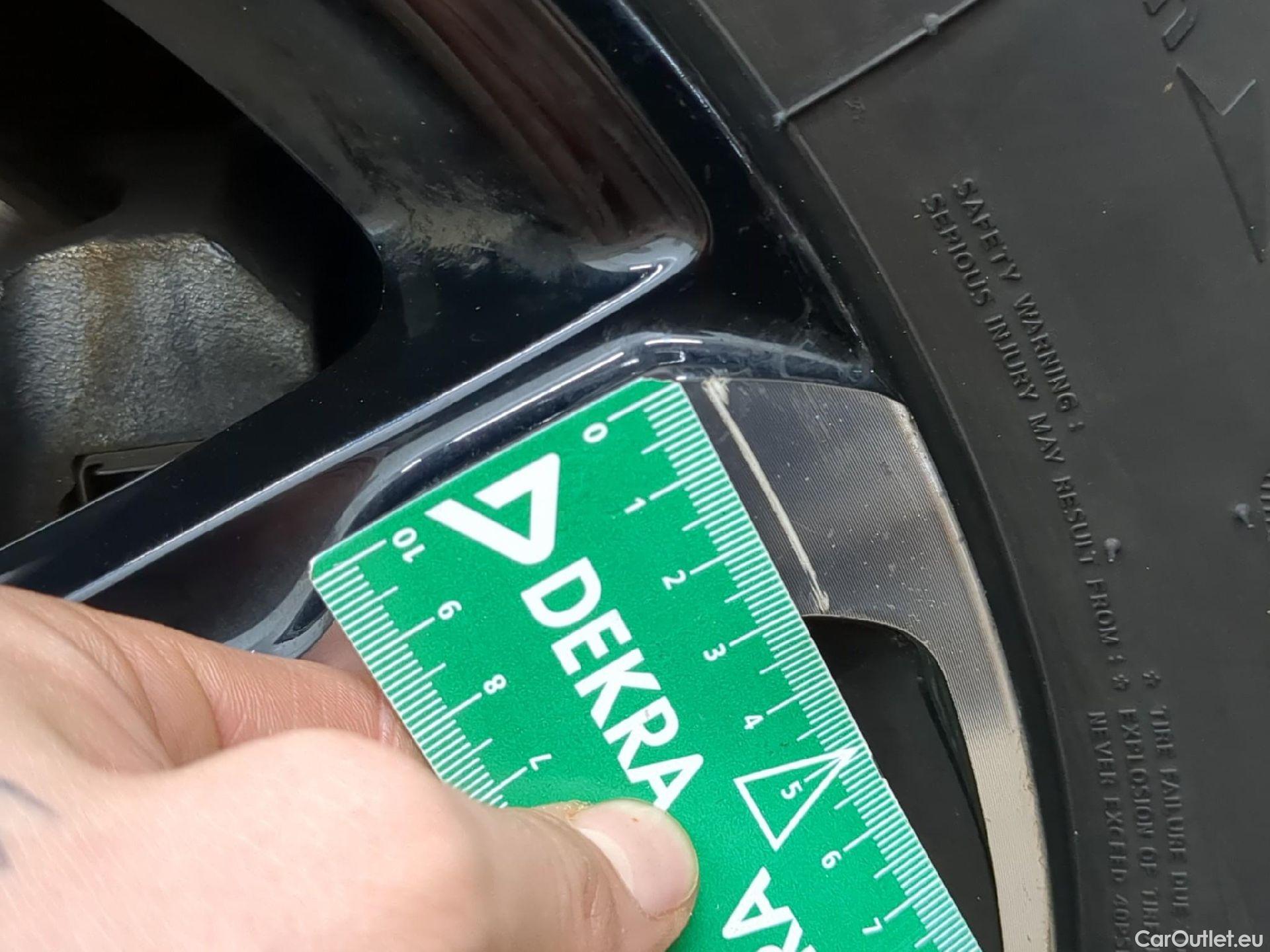  Opel  Crossland  X Business Elegance 1.2 Turbo 130CV BVA6 E6d #3