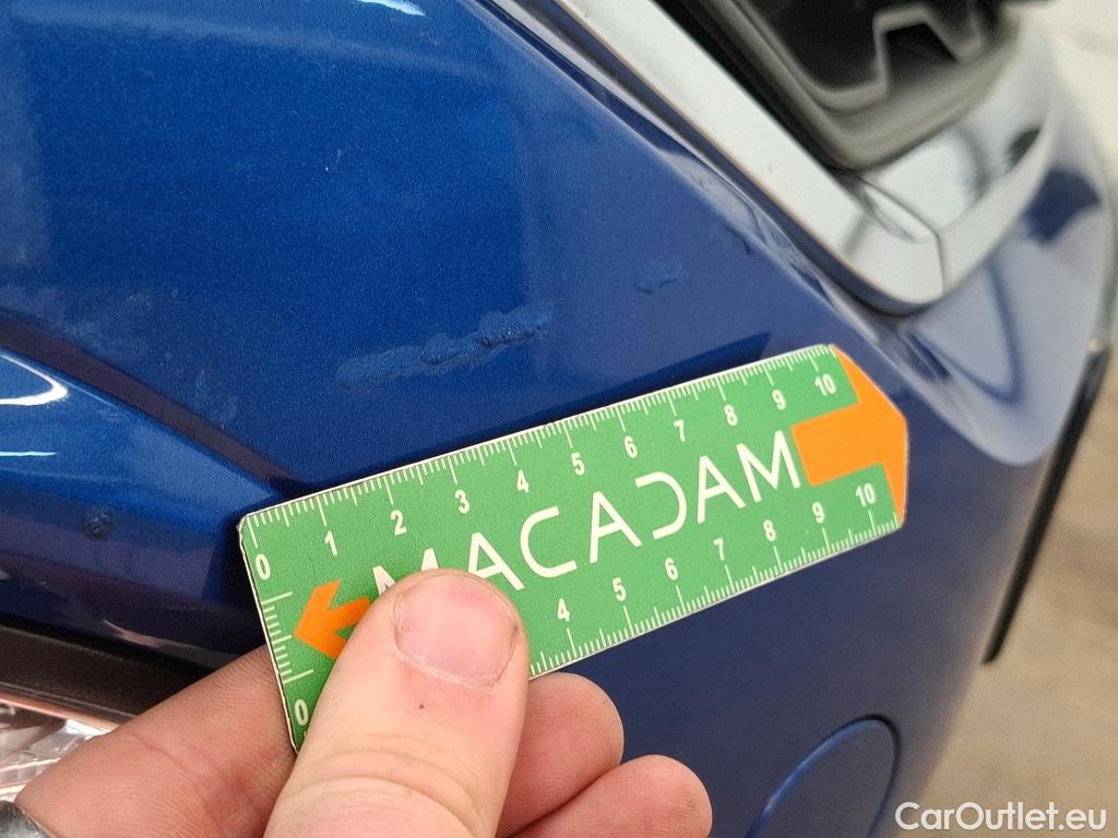  Volkswagen  T-ROC VOLKSWAGEN  / 2017 / 5P / SUV 1.5 TSI 150 EVO LOUNGE BUSINESS DSG7 #9