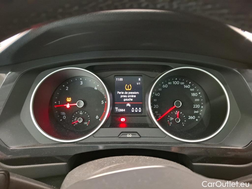  Volkswagen  Tiguan VOLKSWAGEN  / 2020 / 5P / SUV 2.0 TDI 150 DSG7 Life #21