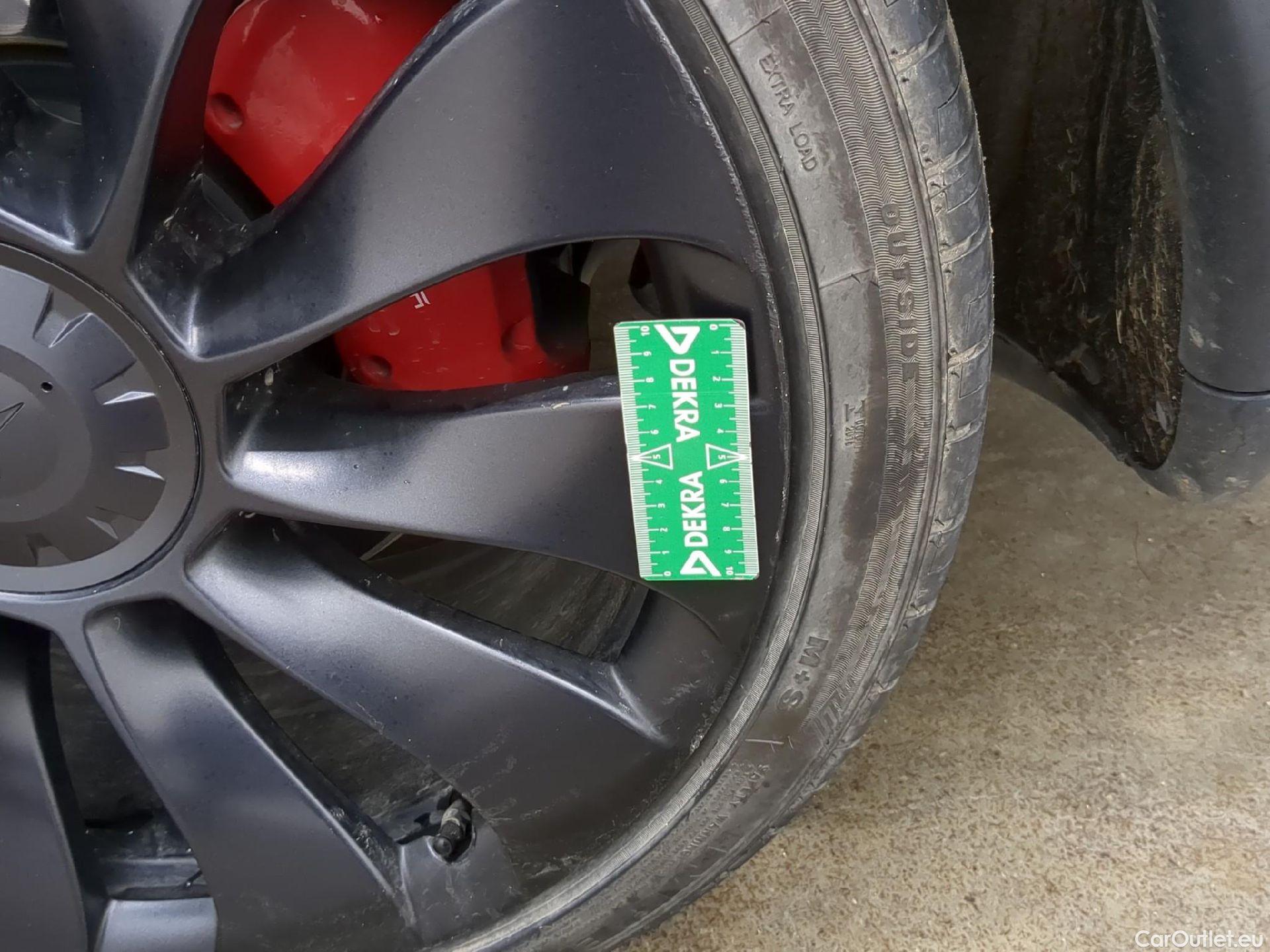  Tesla  Model Y TESLA  / 2020 / 5P / SUV Performance Dual Motor AWD #9